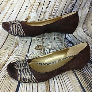Classified Womans Flats Size 8.5 Brown Slip On